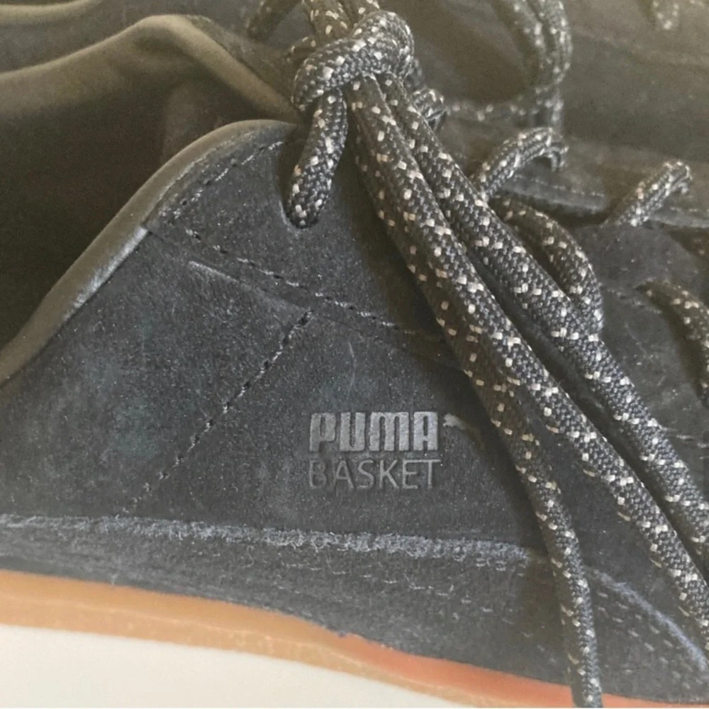 Puma Black Basket Sneakers Kid’s Size 6.5
